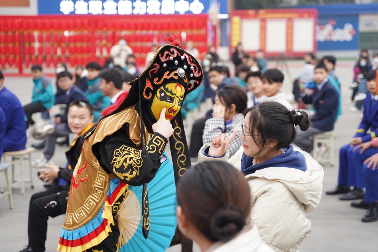 卯兔接福鬧元宵，遺風佳韻匯佳節