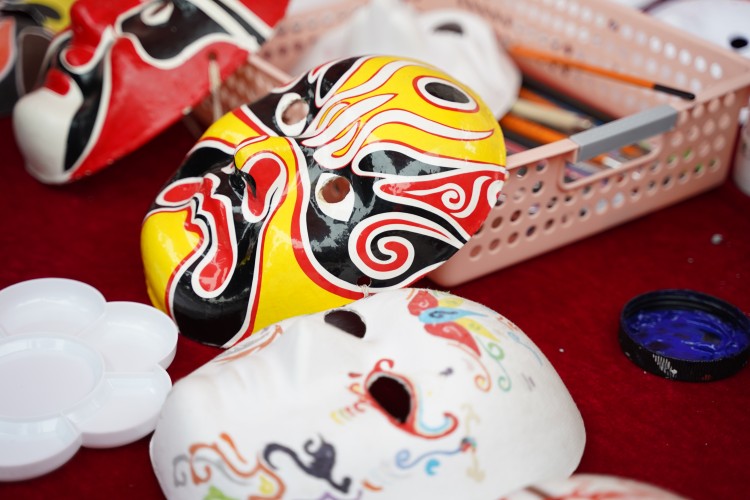 卯兔接福鬧元宵，遺風佳韻匯佳節