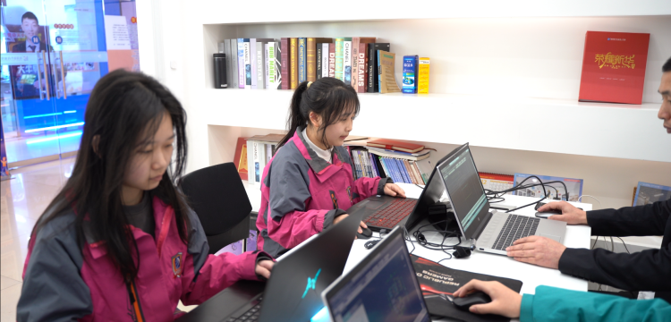 VR建筑專業學姐告訴你：成績不是一切！真技術更是真本事