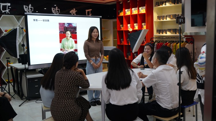 五一試學(xué)營新鮮出爐，好玩好學(xué)只等你來！