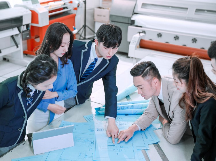 雙向奔赴！成都新華產(chǎn)教融合譜寫新篇章