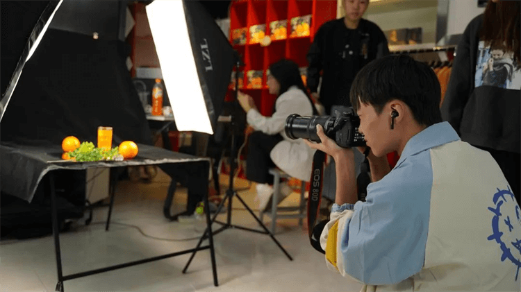 孩子不想上學(xué)，選擇打工還是來成都新華學(xué)技術(shù)