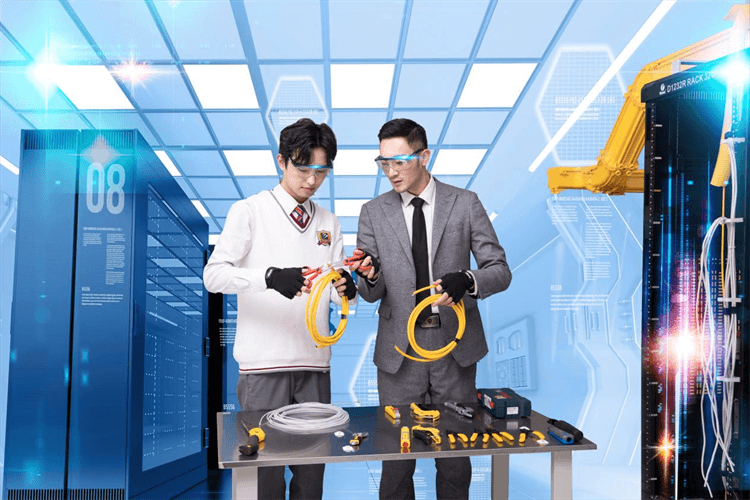 學(xué)校獲評(píng)“四川省高技能人才培訓(xùn)基地”