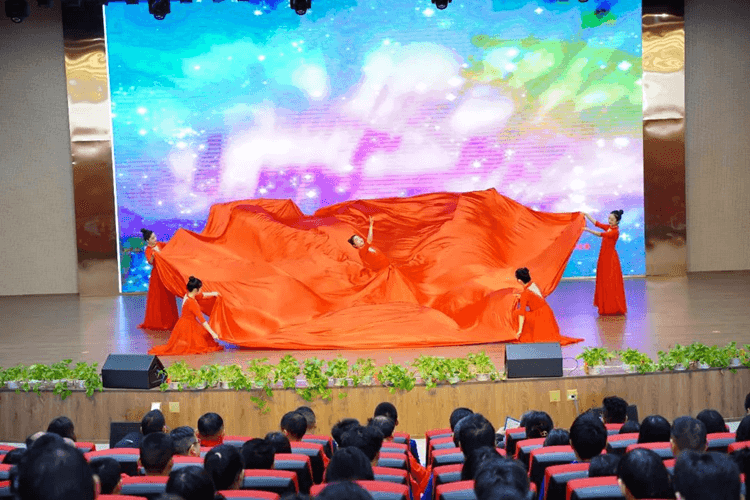 發布會圓滿落幕,成都新華又獲一項省級榮譽