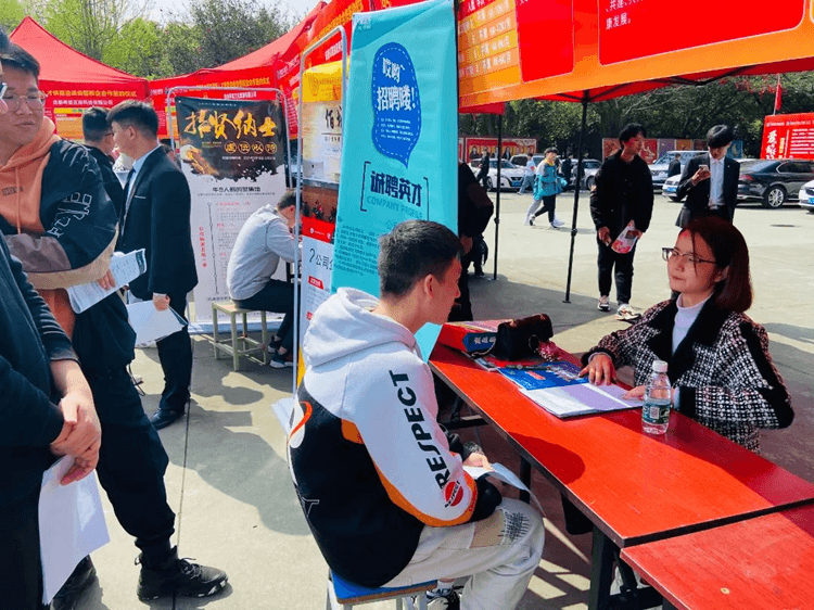 單招落榜或能填報(bào)的學(xué)校不想去，應(yīng)該怎么辦？