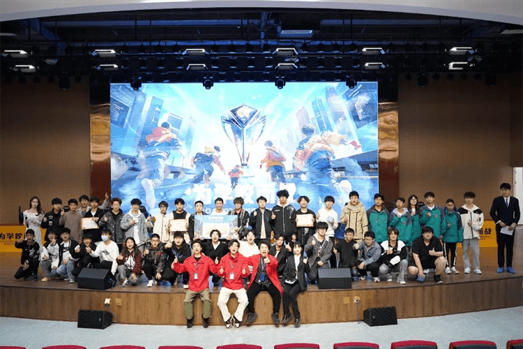 2024年成都新華秋季預科班火熱開啟！