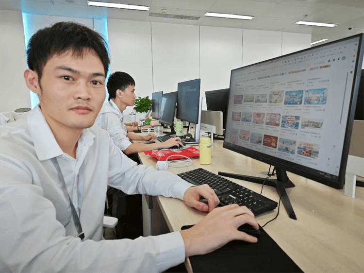 成功學(xué)子—楊澤醒|行遠(yuǎn)自邇，篤行不怠