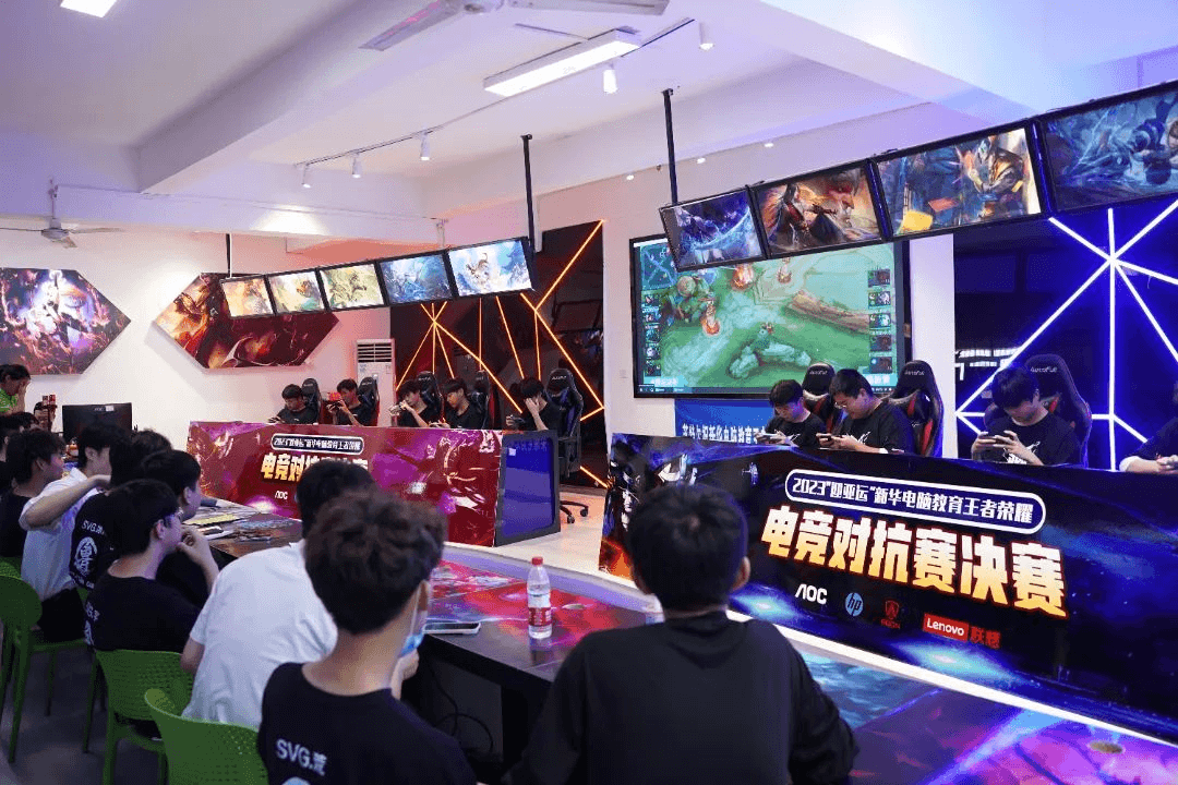 成都新華高級技工學(xué)校2024年夏秋季招生簡章